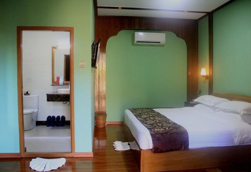 اتاق لوکس, The Hotel Umbra Bagan