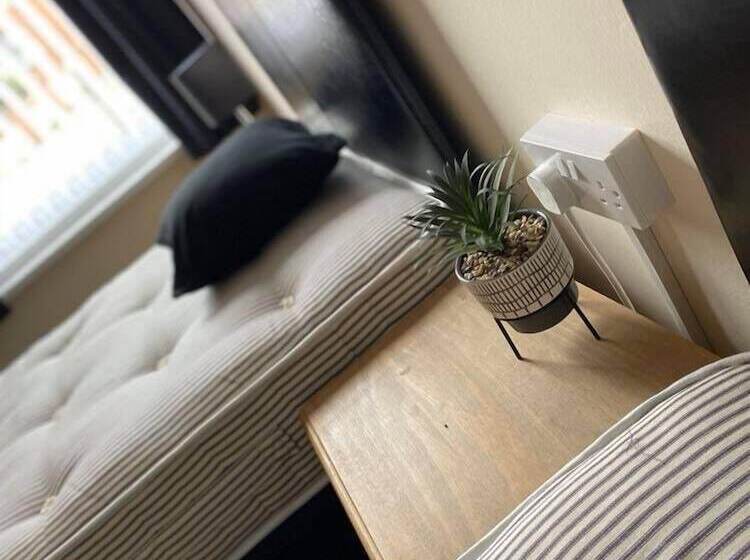 חדר סטנדרט, Burlington