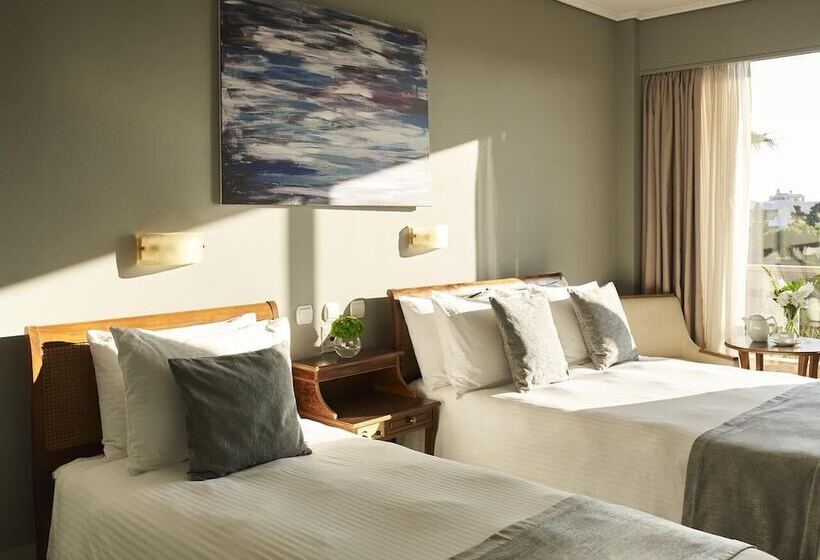 חדר משפחתי צדדי נוף לים, Golden Sun