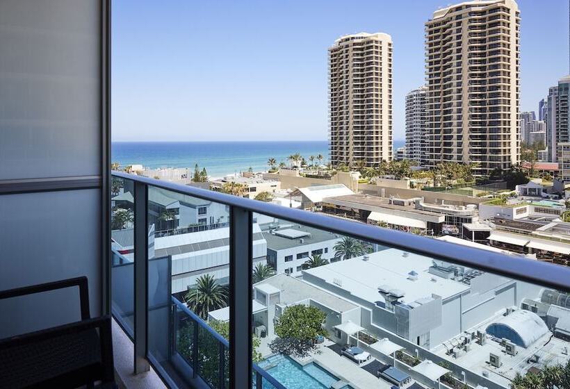 اتاق لوکس, Hilton Surfers Paradise Hotel & Residences