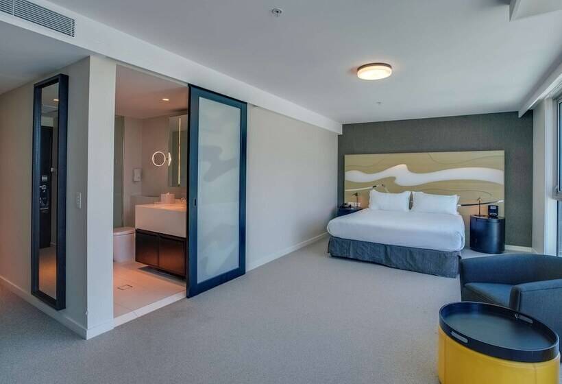 اتاق اجرایی, Hilton Surfers Paradise Hotel & Residences