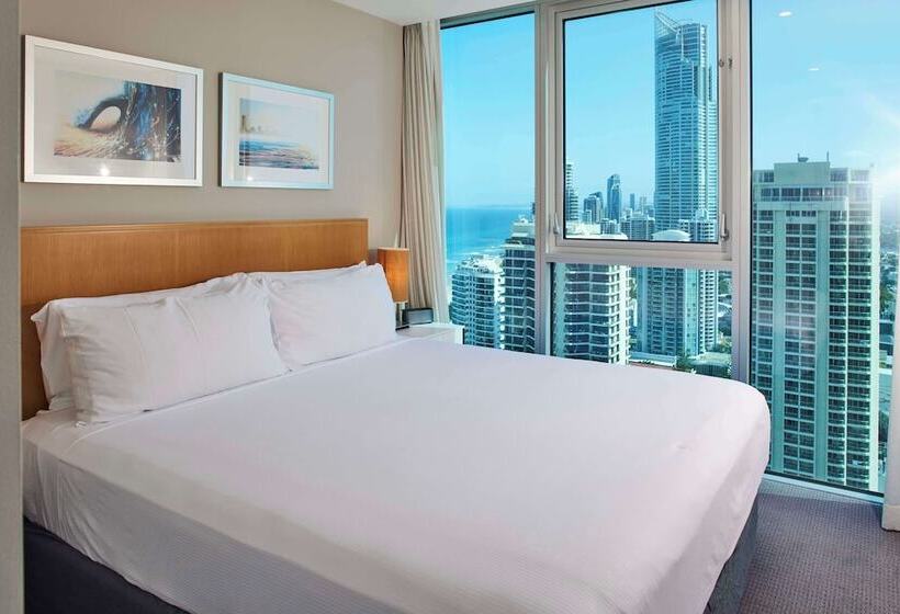 1 Bedroom Penthouse Apartment, Hilton Surfers Paradise Hotel & Residences