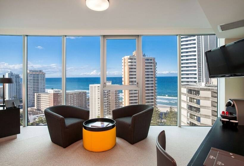 اتاق لوکس, Hilton Surfers Paradise Hotel & Residences