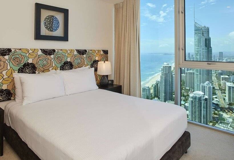 1 Bedroom Penthouse Apartment, Hilton Surfers Paradise Hotel & Residences