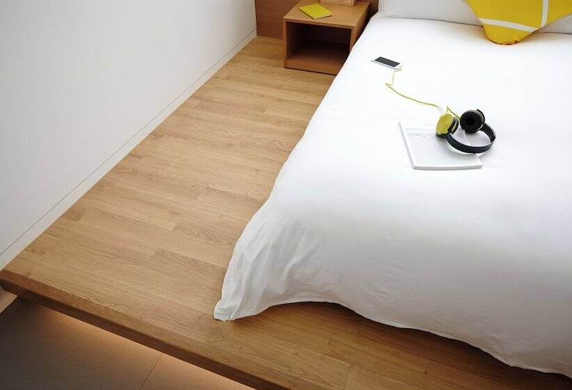 Quarto Superior, L7 Myeongdong By Lotte