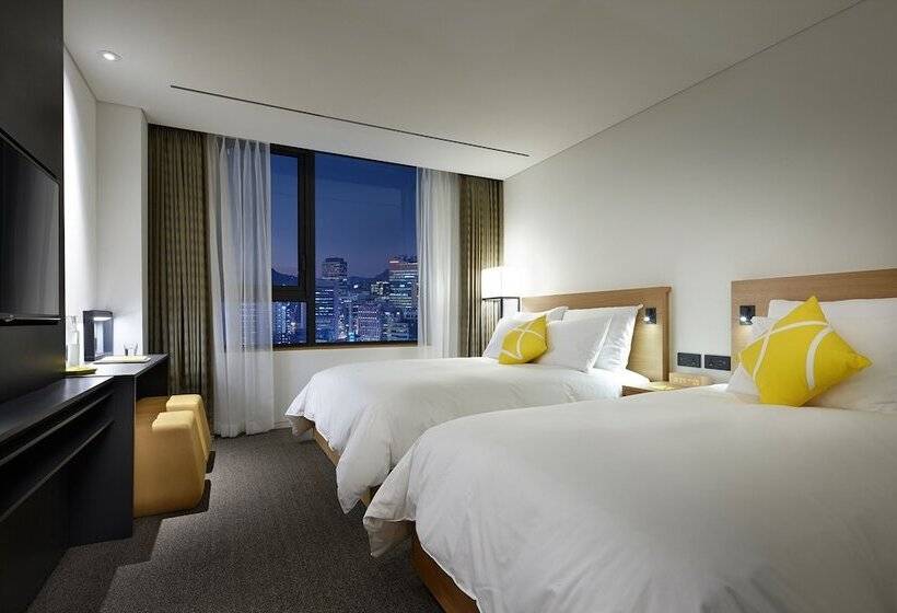 Quarto Familiar, L7 Myeongdong By Lotte