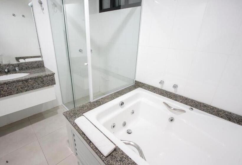 סוויטת מאסור, Life Hotel Torres