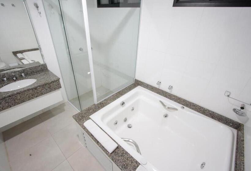 סוויטת מאסור, Life Hotel Torres