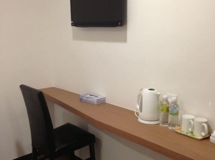 Номер Стандарт, Nagoya Inn