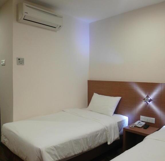 Номер Стандарт, Nagoya Inn