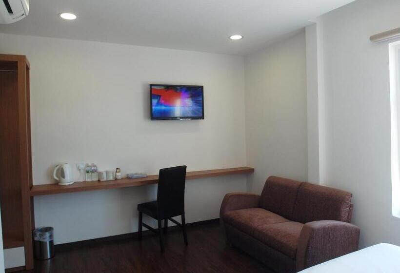 스탠다드 룸 킹사이즈 침대, Nagoya Inn