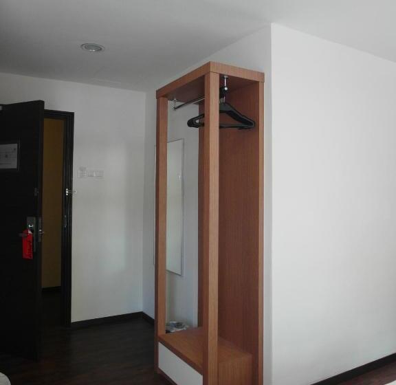 Семейный Номер, Nagoya Inn