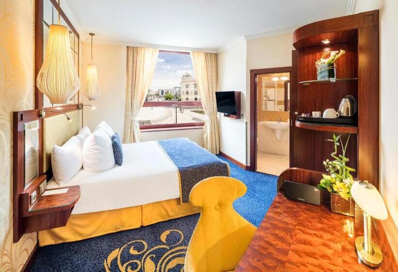Quarto Superior Vista Cidade, Occidental Praha Wilson
