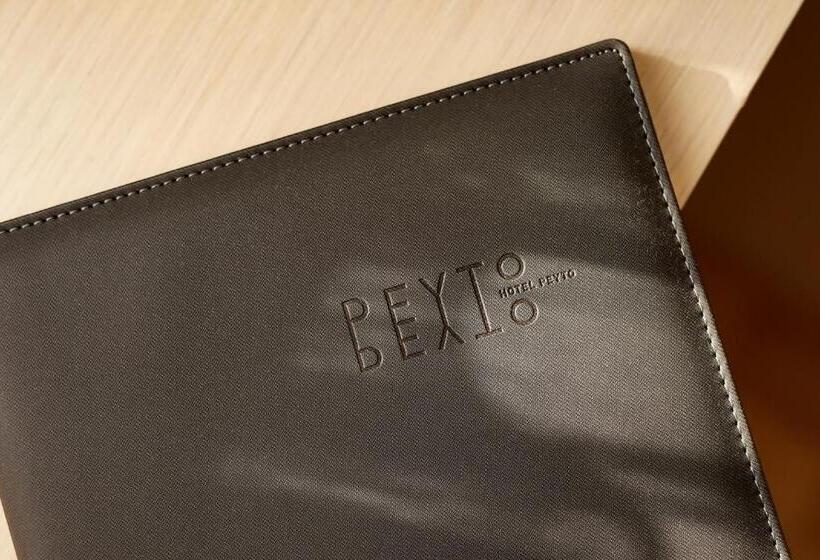 Camera Superiore Singola, Peyto Samseong