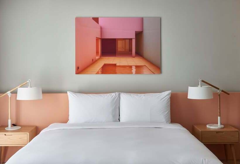 Suite, Peyto Samseong