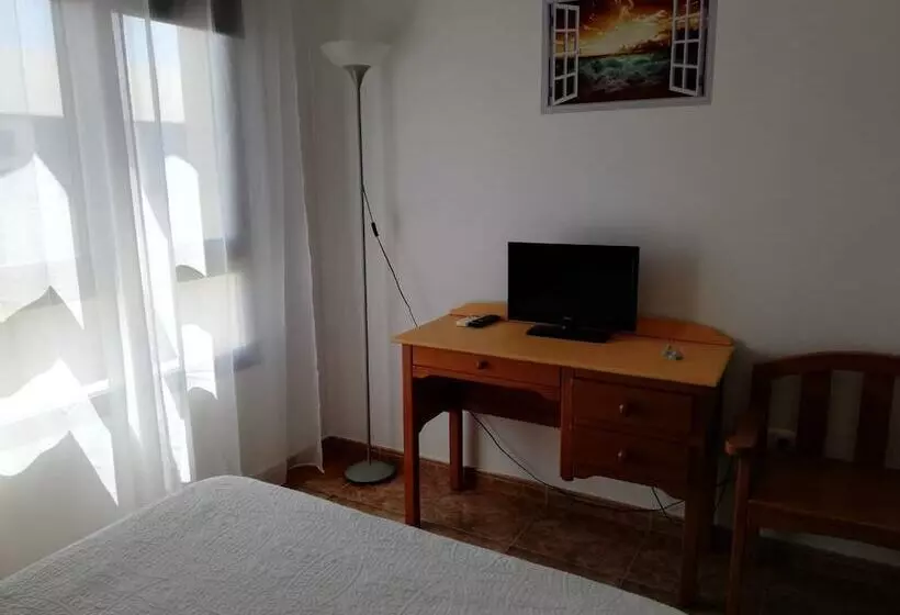 Standard Yhden Hengen Huone, Poniente