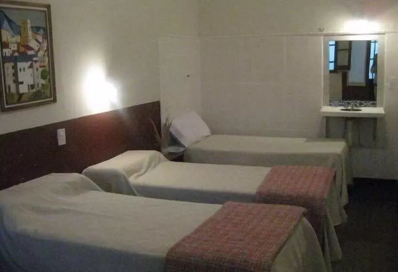 اتاق استاندارد چهار تخته, Posada Casa De Borgoña