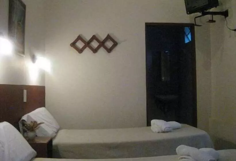 اتاق استاندارد با سرویس بهداشتی مشترک, Posada Casa De Borgoña