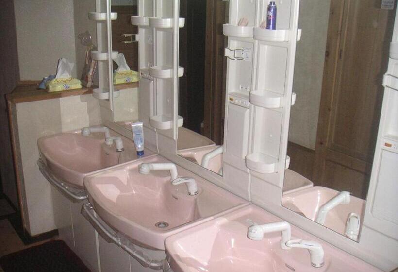 バス共有のスタンダードルーム, Shukubo Komadori Sanso