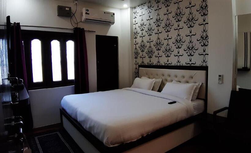 חדר דלוקס, Sita Palace On Heritage Ghats Of Benaras