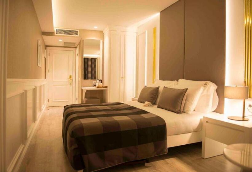 اتاق استاندارد با چشمانداز شهر, Sky Kamer Hotel Antalya