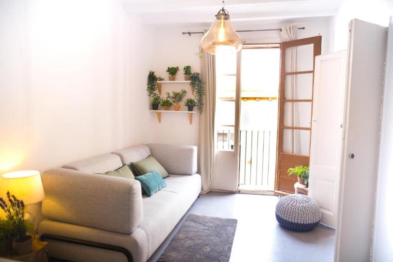 חדר סופריור, Spy Home