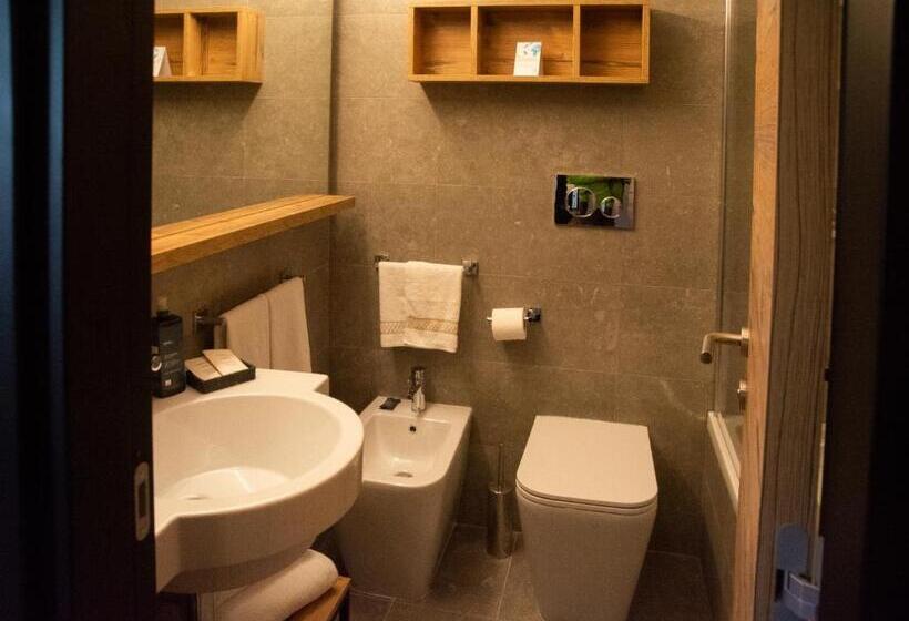 חדר סטנדרט לארבעה, Th La Thuile   Planibel