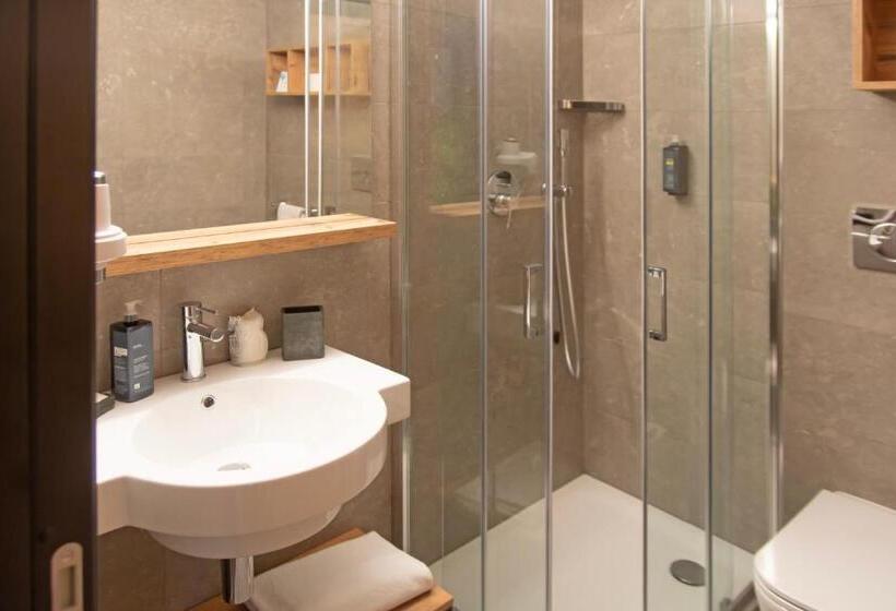 סוויטה, Th La Thuile   Planibel