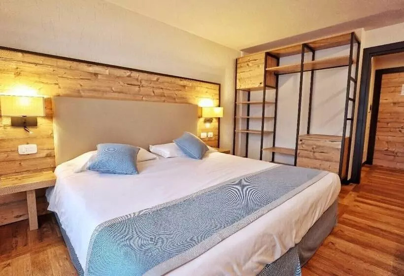 اتاق استاندارد سه نفره, Th La Thuile   Planibel