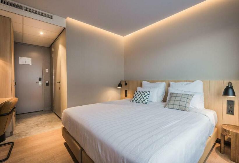 اتاق عادی, Urban Lodge