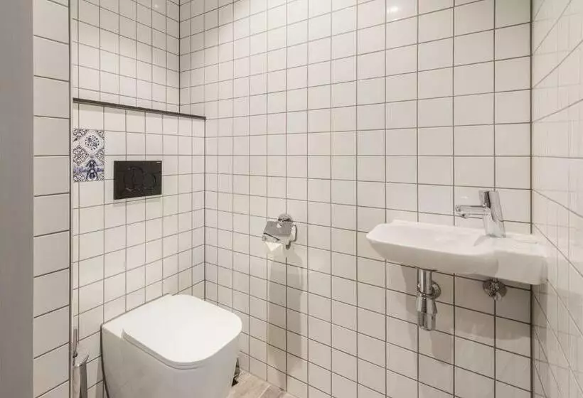 اتاق استاندارد, Urban Lodge