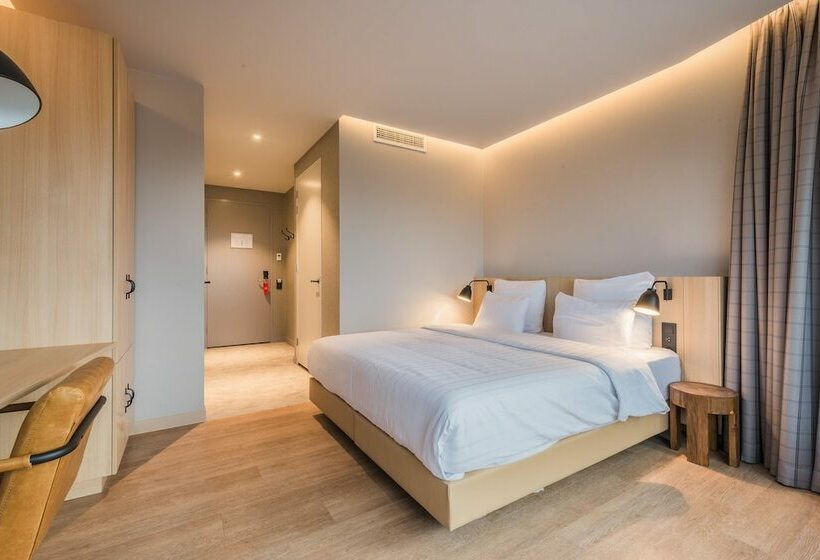 اتاق استاندارد, Urban Lodge