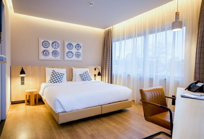 اتاق لوکس, Urban Lodge