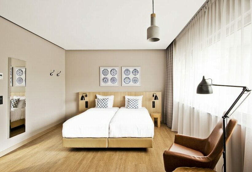 اتاق استاندارد برای معلولان, Urban Lodge