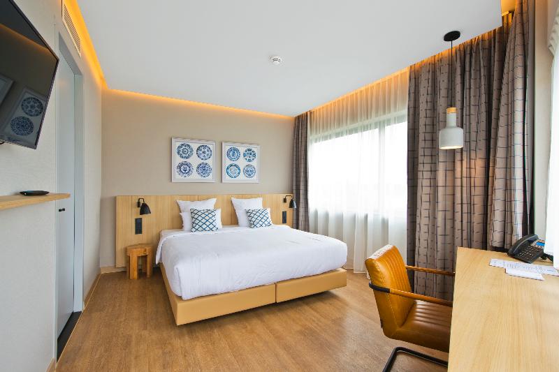 豪华房间, Urban Lodge