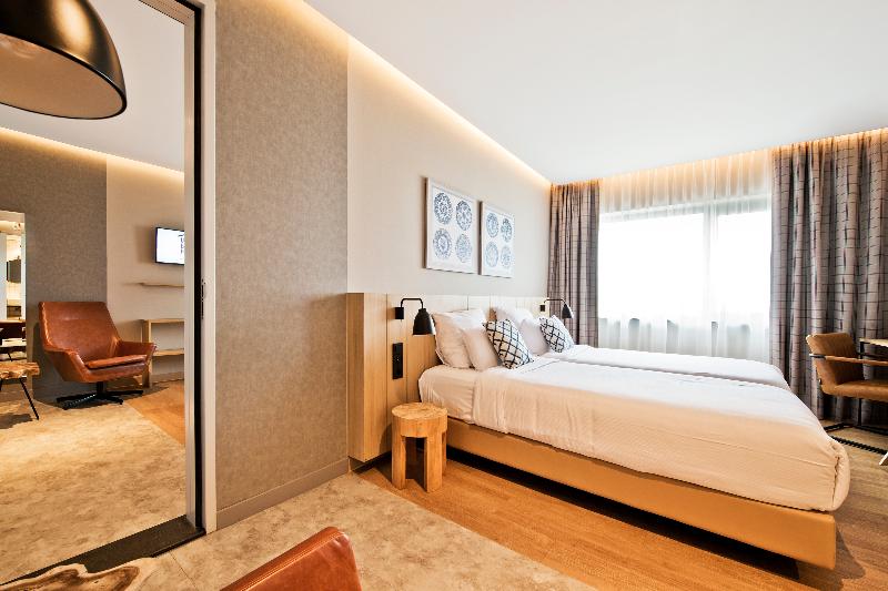 标准间, Urban Lodge