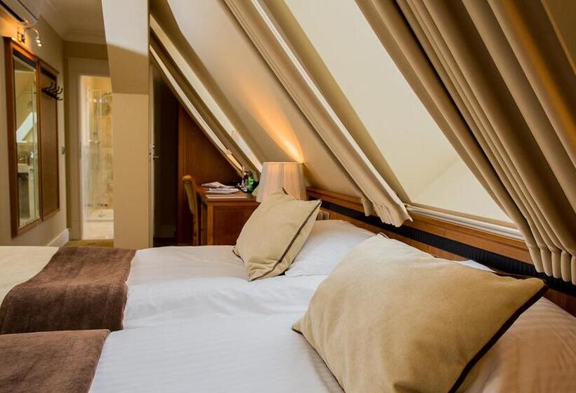 חדר סטנדרט, Zamek Topacz