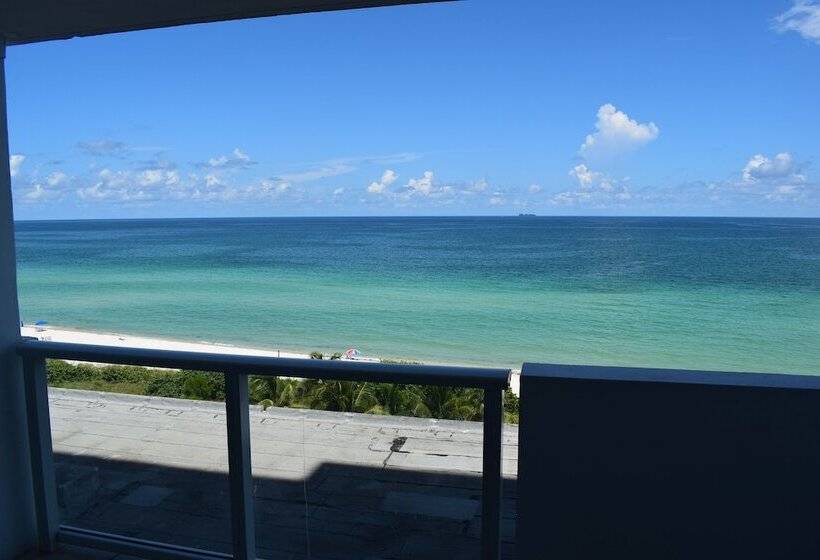 Студио Superior Вид на Море, New Point Miami Beach Apartments