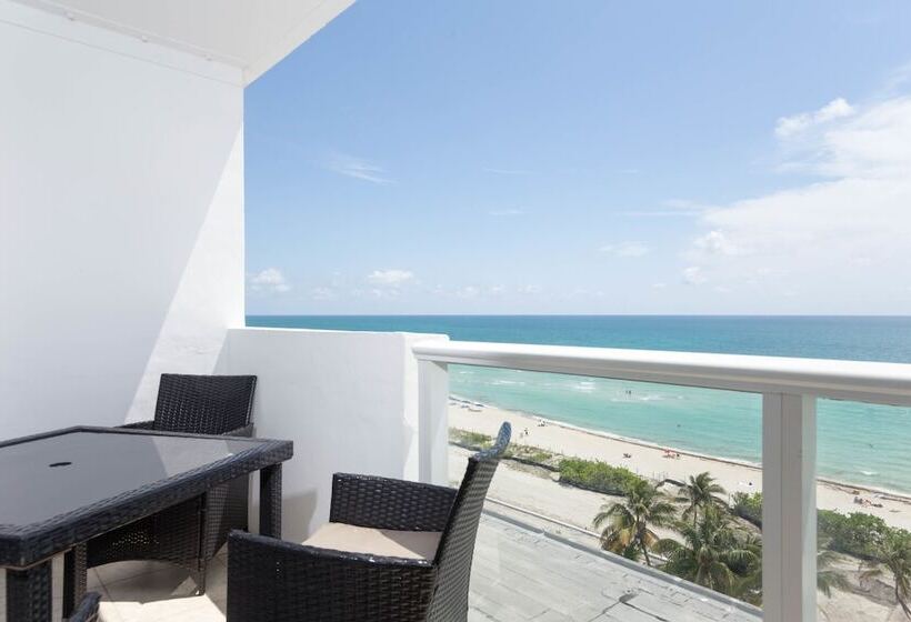 Студио Superior Вид на Море, New Point Miami Beach Apartments