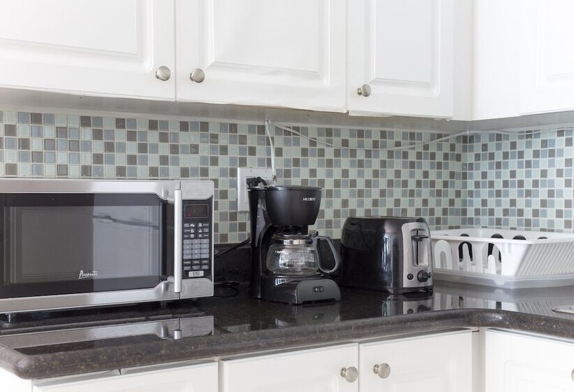 Студио Superior Вид на Море, New Point Miami Beach Apartments