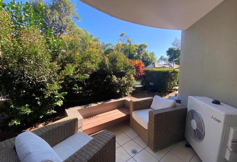 إستوديو قياسى, The Byron Beachcomber