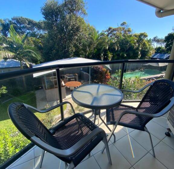 إستوديو قياسى, The Byron Beachcomber