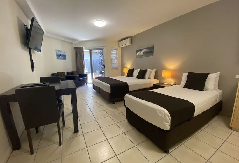 إستوديو قياسى سرير كينج, The Byron Beachcomber