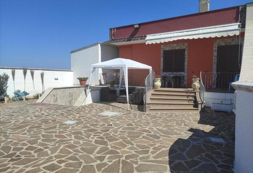 غرفة قياسية ثلاثية, B&b Le Cave