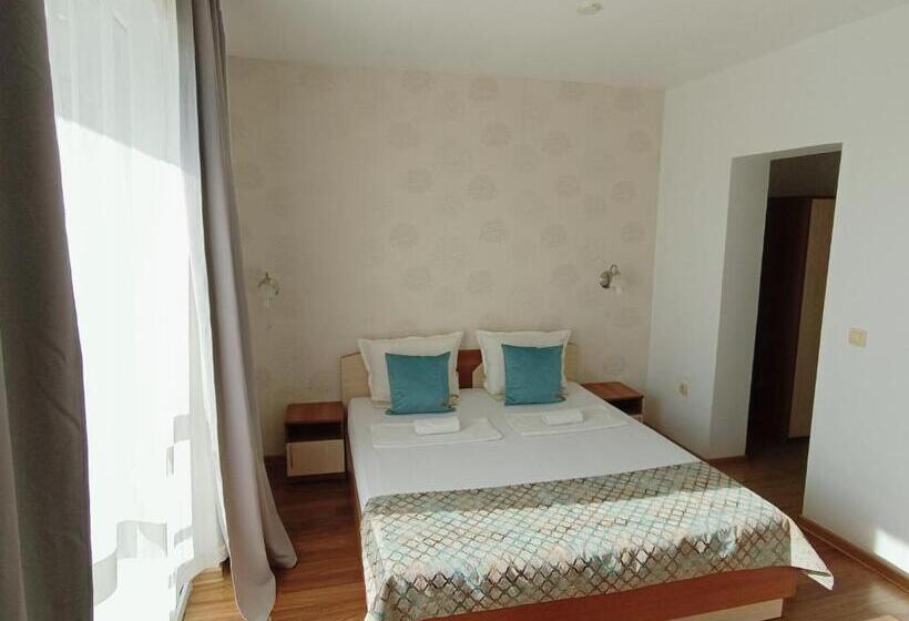 Standard Værelse, семеен хотел детелини