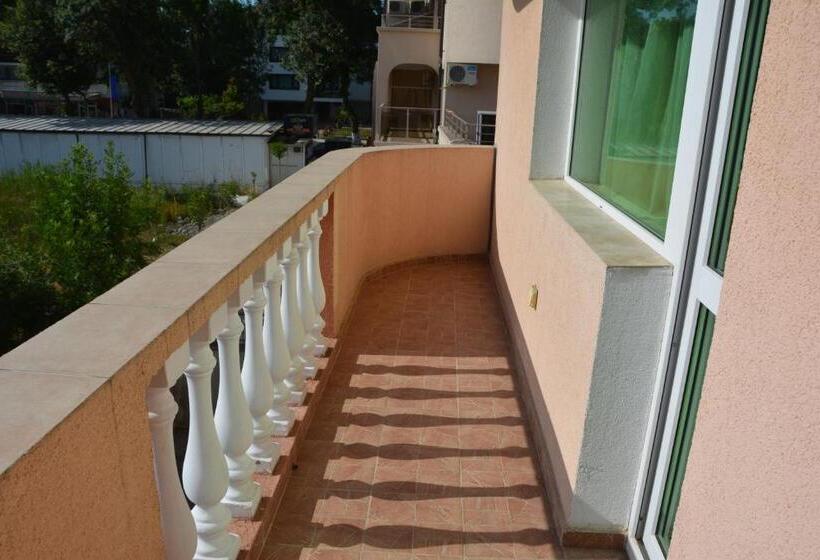 Standard Værelse, семеен хотел детелини