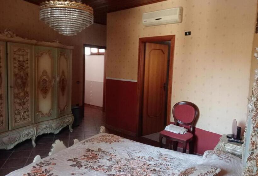 Номер Стандарт, Baron Sroom