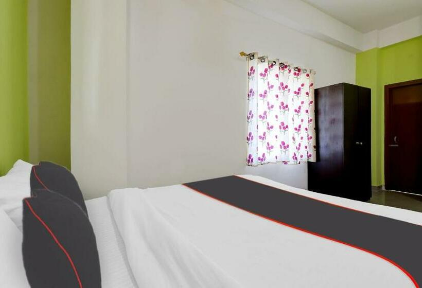 트리플 클래식 룸, Collection O N.r. Residency