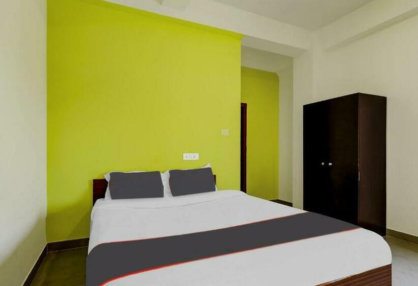 트리플 클래식 룸, Collection O N.r. Residency