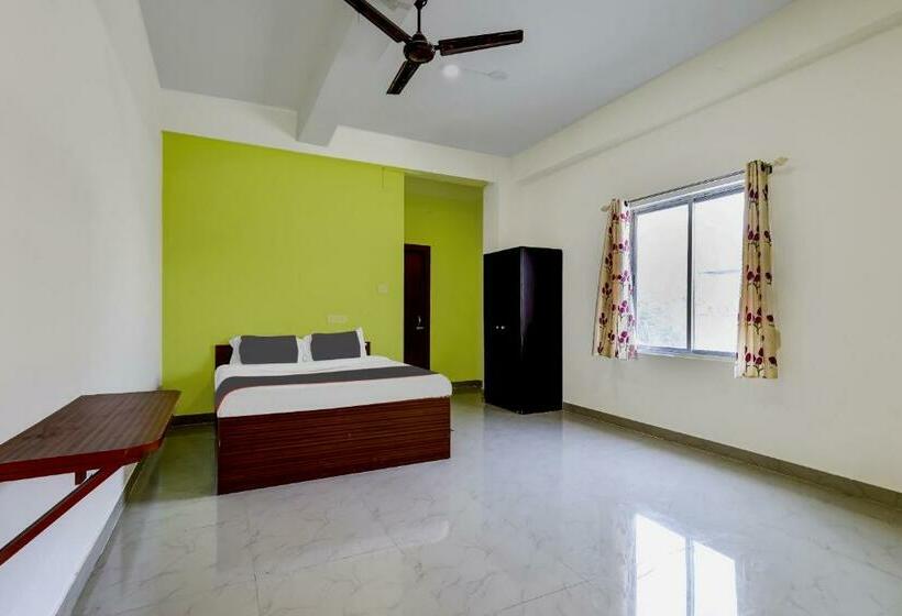 트리플 클래식 룸, Collection O N.r. Residency